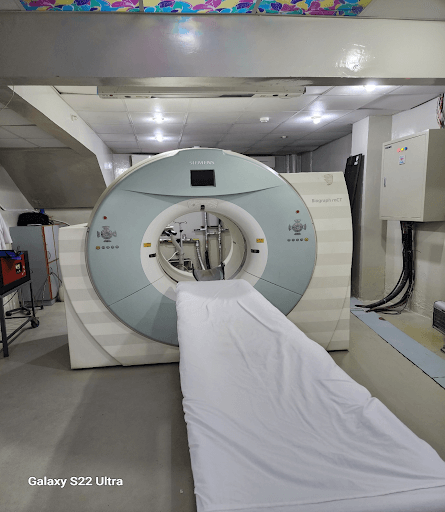 Nuclear Medicine & Molecular Imaging